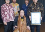 Kegiatan HUT ke-7 SMSI Memperoleh Penghargaan MURI