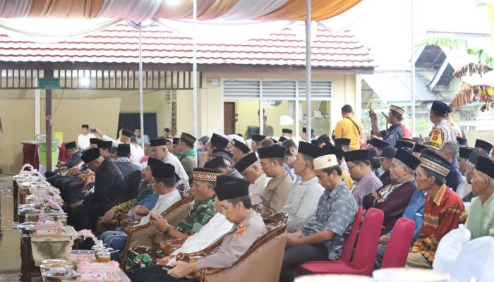 Dandim 0422/Lampung Barat Hadiri Doa Bersama Peringati Nuzulul Quran 1445 Hijriah