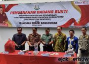 Pemusnahan Barang Bukti Kejari Bondowoso Juga di Hadiri Oleh Kasdim 0822