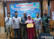 Pendampingan Penyaluran BLT DD oleh Babinsa Koramil 0822 /07 Maesan, Demi Terciptanya Keamanan dan Kondusifitas