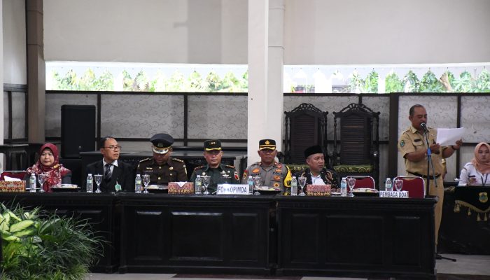 Hadiri Pengesahan Perpanjangan Masa Jabatan Kades Seluruh Kabupaten Bondowoso, Begini Kata Dandim 0822 Bondowoso