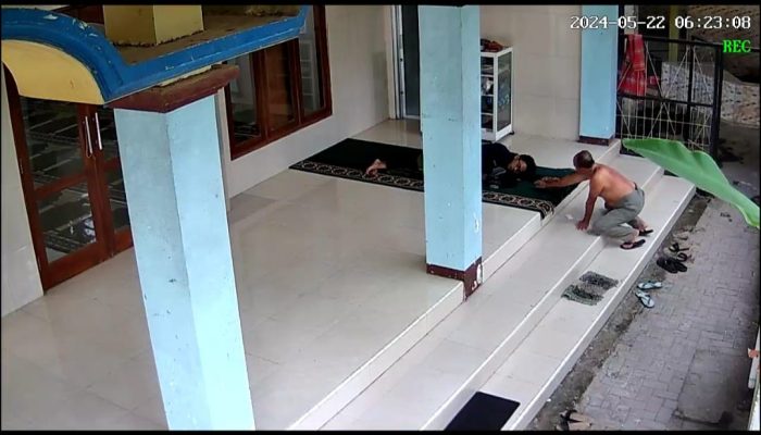 Aksi Pencurian di Masjid Terekam CCTV, Polisi Terus Melakukan Pengejaran