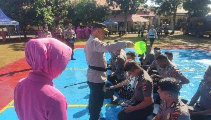 Puluhan Personel Polres Manggarai Barat Naik Pangkat