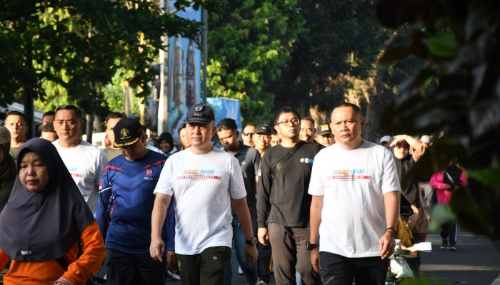 DANDIM 0822 Bondowoso Hadiri Jalan Sehat HUT Bhayangkara Ke-78