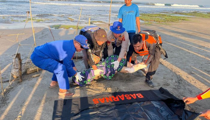 Korban Laka Laut di Pantai Karang Papak Berhasil Ditemukan