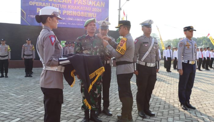 Kapolres Pringsewu Pimpin Apel Gelar Pasukan Operasi Patuh 2024