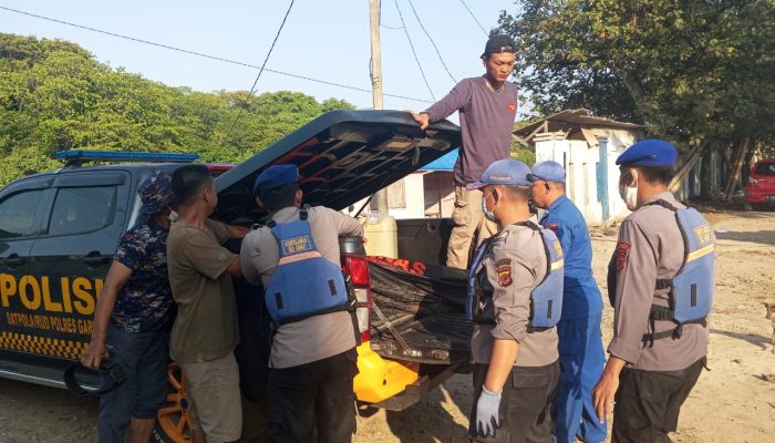 Ditemukan Korban Terseret Ombak di Pantai Karang Papak