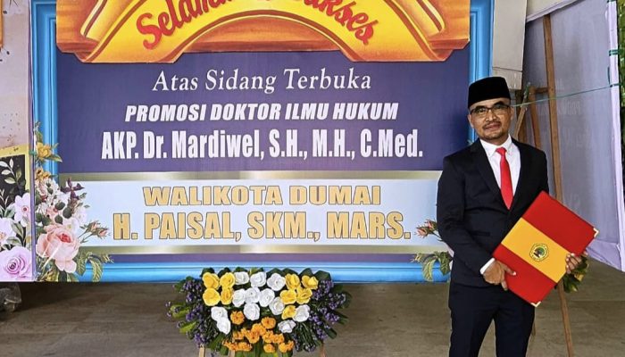 AKP Mardiwel Raih Gelar Doktor Ilmu Hukum Dengan Nilai Sangat Memuaskan