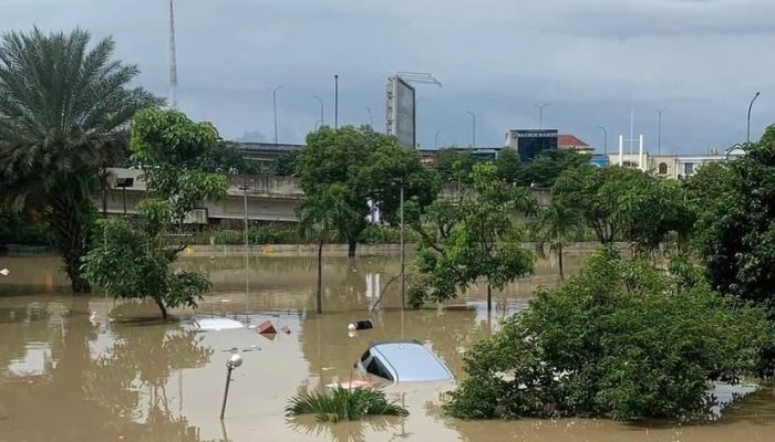 Meruntuhkan Doxa Takdir Tuhan dan Menggugat Keadilan Sosial Bencana Banjir