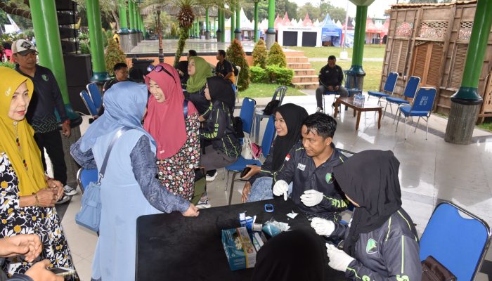 Polres Bondowoso Gelar Pelayanan Masyarakat di CFD dalam Rangka Hari Bhayangkara ke-79