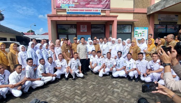 Tinjau Pelaksanaan CKG di Bondowoso, Wapres Gibran Pastikan Layanan Kesehatan Dasar Makin Merata