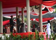 Dandim 0822 Pimpin Upacara Penurunan Bendera HUT ke-80 RI di Bondowoso