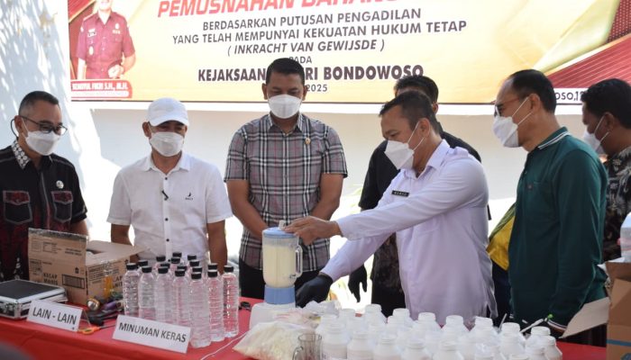 Pemusnahan Barang Bukti Kejahatan Senilai Puluhan Ribu Butir Pil Koplo, TNI-Polri dan Kejaksaan Bersinergi Tegakkan Hukum di Bondowoso