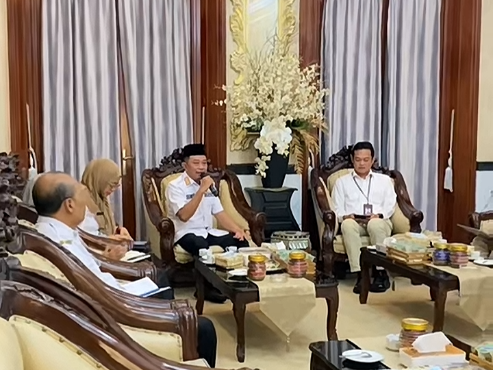 Perkuat Ekonomi Daerah, Bupati Bondowoso Matangkan Sinergi Strategis Bersama Bank Indonesia