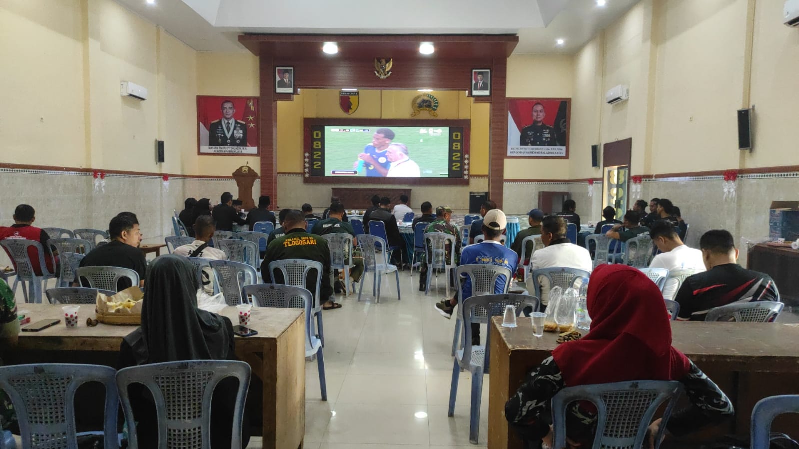 Nobar Piala Dunia Jadi Ajang Silaturahmi TNI, Polri dan Komunitas di Bondowoso